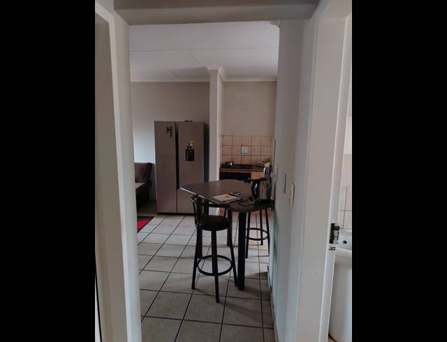 2 BEDROOM APARTMENT FOR SALE IN THE ORCHARDS